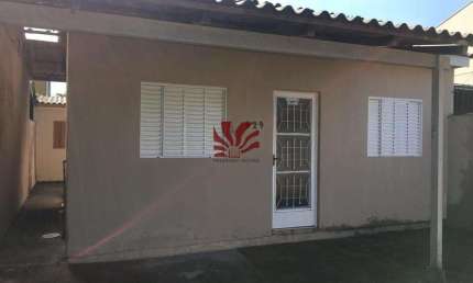 Casa com 4 quartos para alugar na Avenida das Canoas, 629, Mato Grande, Canoas por R$ 1.490