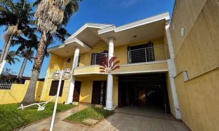 Casa com 3 quartos para alugar na dos Jacarandás, 133, Igara, Canoas por R$ 5.000