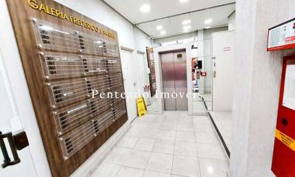Sala comercial para alugar na Quinze de Janeiro, Bairro Centro, 231, Centro, Canoas por R$ 700