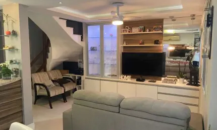 Casa em condomínio fechado com 3 quartos à venda na Avenida Açucena, 650, Moinhos De Vento, Canoas por R$ 950.000