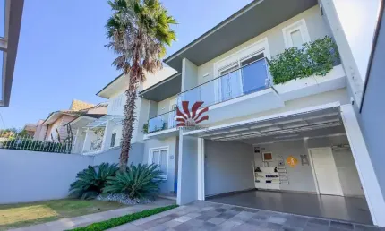 Casa com 3 quartos à venda na Rua Monte Moriáh, 62, Estância Velha, Canoas por R$ 2.550.000