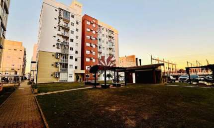 Apartamento com 2 quartos para alugar na Rua Joaquim Caetano, 700, Fátima, Canoas por R$ 1.300
