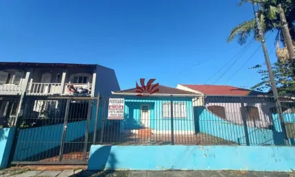 Casa com 2 quartos para alugar na Rua Bolívia, 381, São José, Canoas por R$ 2.100