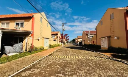 Casa em condomínio fechado com 2 quartos para alugar na rua treze de maio, 600, rio branco, canoas por r$ 2.000