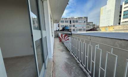 Apartamento com 3 quartos para alugar na Rua Tiradentes, 250, Centro, Canoas por R$ 1.800