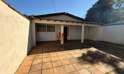 Casa com 3 quartos para alugar na Avenida Farroupilha, 1580, Niterói, Canoas por R$ 2.500