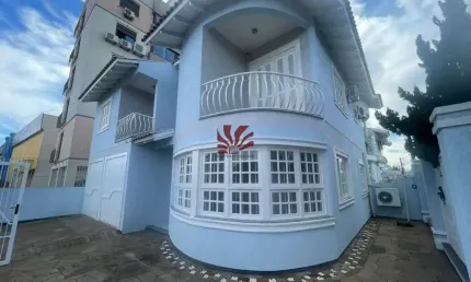 Casa com 3 quartos para alugar na rua mathias velho, 899, centro, canoas por r$ 5.000