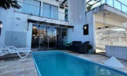 Casa com 4 quartos à venda na Avenida Espírito Santo, 414, Centro, Guaratuba