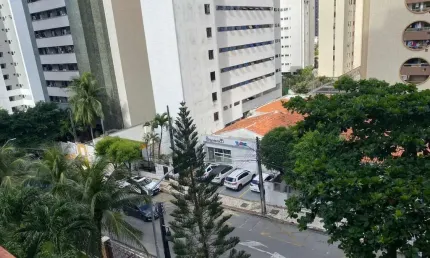 Apartamento para venda tem 110 metros quadrados com 3 quartos em Meireles - Fortaleza - CE