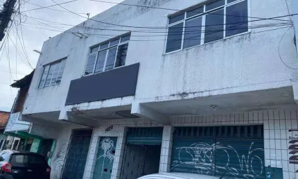 ALUGA-SE DUPLEX ESPAÇOSO NA AVENIDA RAUL BARBOSA ? 320M²