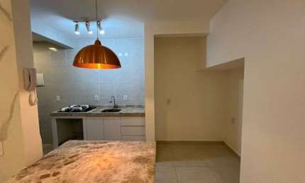 Imóvel para aluguel e venda possui 43 metros quadrados com 2 quartos em Boa Vista - Maracanaú - CE