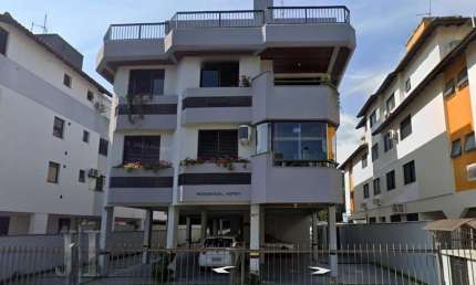 Apto mobiliado 1 dorm,  sacada com churrasqueira, em Jurere