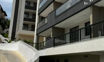 Niterói Studio mobiliado c garagem e lazer completo
