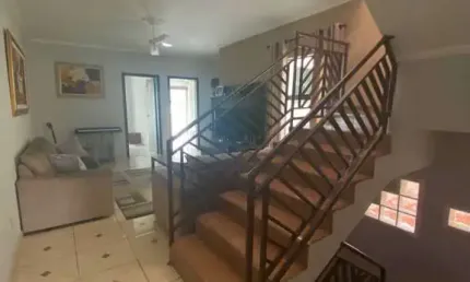 Casa Sobrado a Venda no Jardim Karolyne, Votorantim/SP