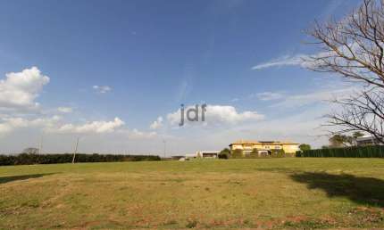 Terreno em Condomínio FAZENDA ALVORADA, Km 104 da Rodovia Castelo Branco.