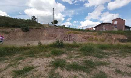 Terreno de 6000m² pronto para construir - Futuro Condomínio Fechado com implantação de sistemas de segurança.