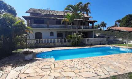 Chácara no Residencial Porta do Sol, casa com 3 dorm, sendo 1 suíte, piscina, mobiliada, escritório, pé direito alto com vista