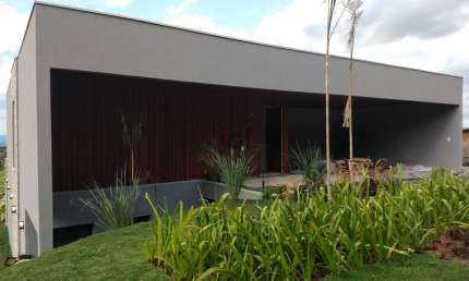 Casa em Condomínio de alto Padrão no Residencial Vila da Mata em São Roque. Terra do vinho !