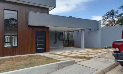 Chácara moderna em condominio no km 68 da Castelo Branco