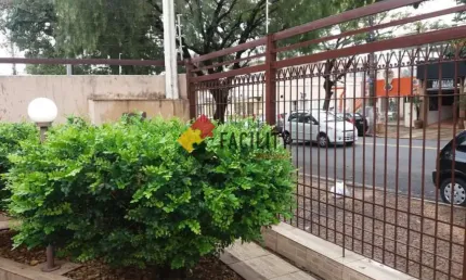 Casa com 3 quartos à venda na Rua Santo Antônio Claret, 259, Jardim Chapadão, Campinas, 184 m2 por R$ 850.000