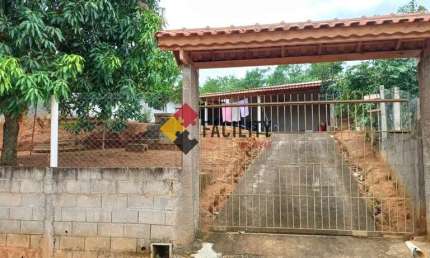 Chácara / sítio com 2 quartos à venda na Bairro Serragem, 2, Zona Rural, Ouro Fino, 170 m2 por R$ 200.000