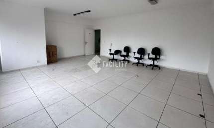 Sala comercial para alugar na Avenida Anchieta, 173, Centro, Campinas, 40 m2 por R$ 1.500