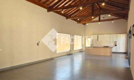 Casa em condomínio fechado com 3 quartos à venda na Rua Michelangelo Buonarroti, 185, Residencial Primavera, Salto, 320 m2 por R$ 1.799.999