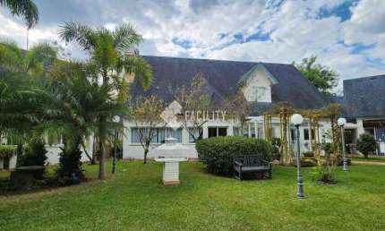 Casa com 4 quartos à venda na Alameda Carlos de Carvalho Vieira Braga, 821, Centro, Valinhos, 438 m2 por R$ 4.200.000