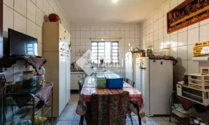 Casa com 3 quartos à venda na Rua São Salvador, 77, Jardim Belo Horizonte, Campinas, 163 m2 por R$ 1.000.000