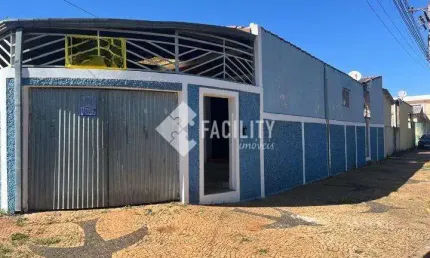 Casa com 3 quartos à venda na Rua dos Camaiuras, 06, Vila Costa e Silva, Campinas, 124 m2 por R$ 450.000