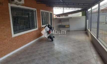 Casa com 3 quartos para alugar na Rua Fernandópolis, 26, Cidade Jardim, Campinas, 120 m2 por R$ 3.800