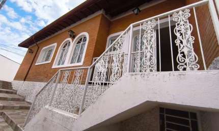 Casa com 4 quartos para alugar na Brás Pierro, 6, Jardim Nossa Senhora Auxiliadora, Campinas, 258 m2 por R$ 7.500
