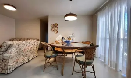 Apartamento com 3 quartos para alugar na Rua Doutor Antônio da Costa Carvalho, 555, Cambuí, Campinas, 122 m2 por R$ 6.000