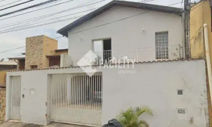Casa com 3 quartos à venda na rua ubatuba, 79, jardim nova europa, campinas, 170 m2 por r$ 700.000