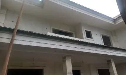 Casa duplex em condominio-03 suites-obra não finalizada