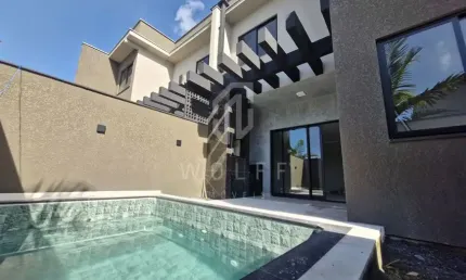 Sobrado com Piscina e Acabamento Impecável, 160 m² de área privativa, Itajubá - Barra Velha - SC
