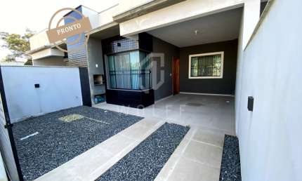 Casa com 2 dormitórios, 71 m² de área privativa, no Bairro Itacolomi - Balneário Piçarras - SC