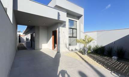 Casa 03 dormitórios com Piscina, 92 m², bairro Nova Barra Velha - Barra Velha - SC