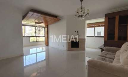 Apartamento com 3 quartos para alugar na Rua Carlos Trein Filho, 627, Auxiliadora, Porto Alegre por R$ 7.500