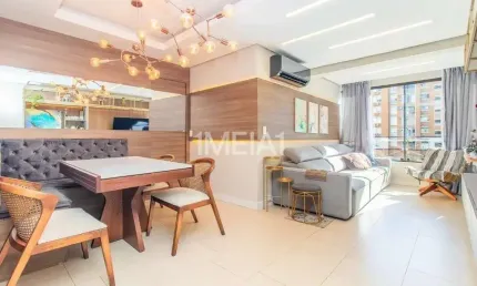 Apartamento com 3 quartos para alugar na Rua Afonso Taunay, 180, Boa Vista, Porto Alegre por R$ 6.500