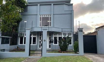 Casa comercial para alugar na Rua João Berutti, 118, Chácara das Pedras, Porto Alegre por R$ 22.000