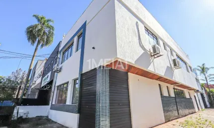 Prédio para alugar na Avenida França, 1000, Navegantes, Porto Alegre por R$ 7.500