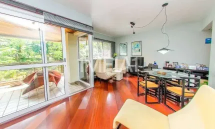Apartamento com 3 quartos para alugar na Avenida Coronel Lucas de Oliveira, 1350, Petrópolis, Porto Alegre por R$ 8.000