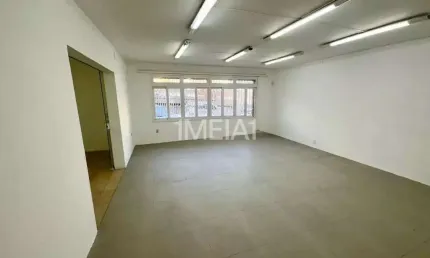 Casa comercial para alugar na rua oscar silva da silva, 131, rio branco, porto alegre por r$ 8.900