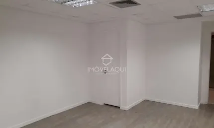 Sala comercial para alugar na Antônio Gallotti, Barra Olímpica, Rio de Janeiro
