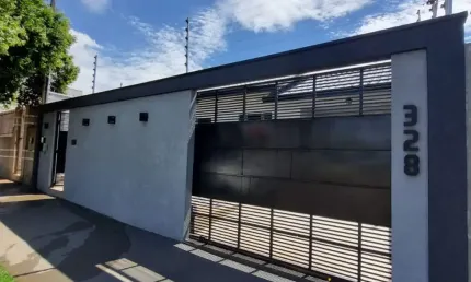 Casa com 2 quartos à venda no Jardim Paraíso, Maringá 