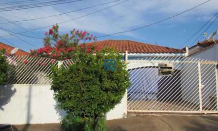 Casa para Venda em Porto Feliz, Cidade Jardim, 3 dormitórios, 1 suíte, 2 banheiros, 3 vagas