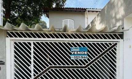 BELÍSSIMA CASA COM 03 DORM NA REGIÃO DA CIDADE DUTRA.