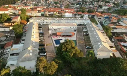 Belíssima opção de casa no condomínio capadócia região da cidade dutra.