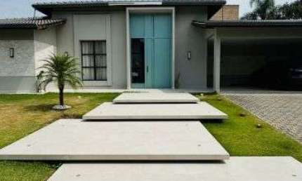 Casa Térrea Moderna no Condomínio Fazenda da Ilha - PORTEIRA FECHADA ✅